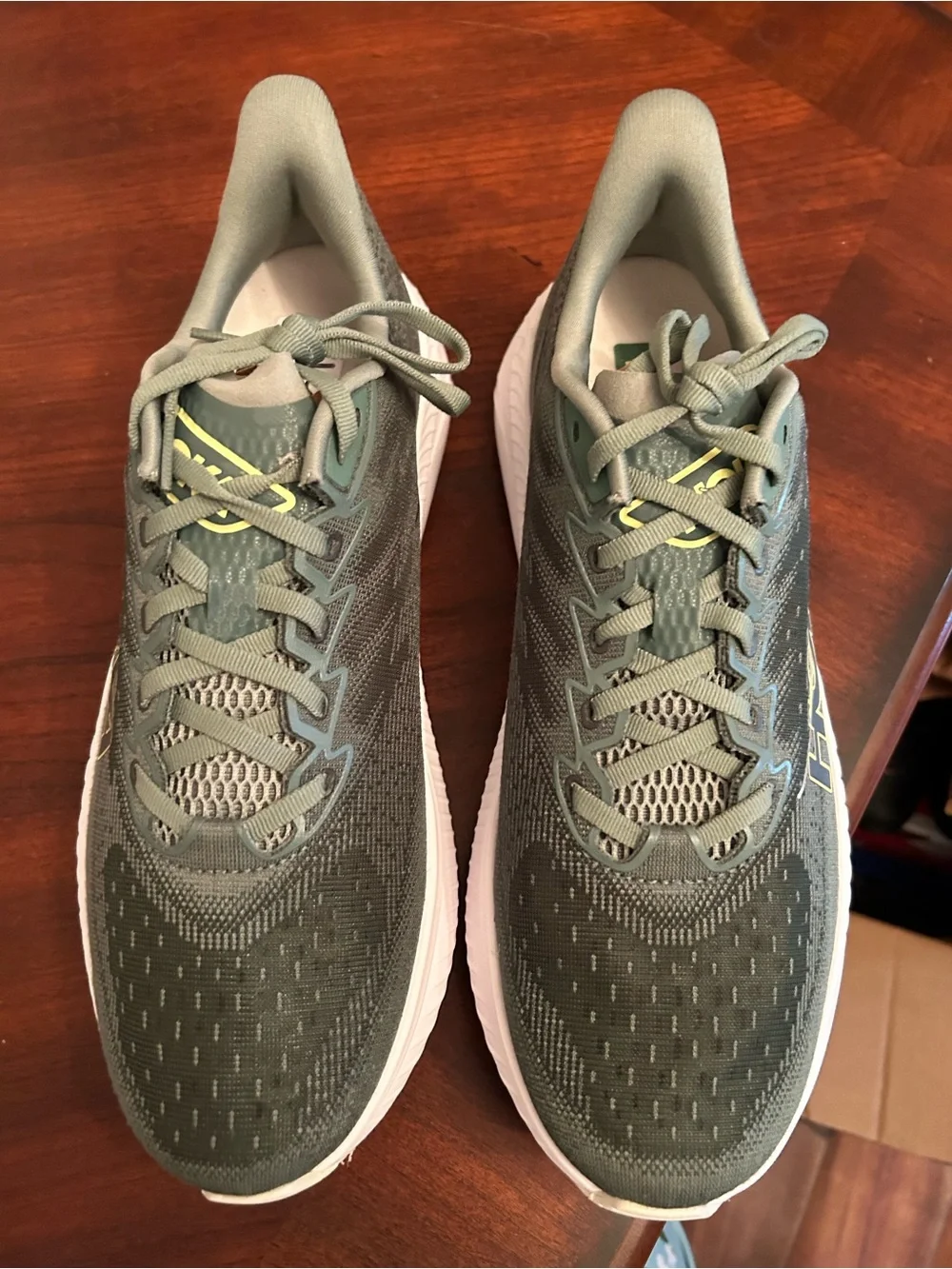Men’s Hoka One One Gray and Blue Running Shoe Interior Label